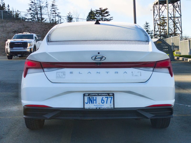 2021 Hyundai Elantra Essential