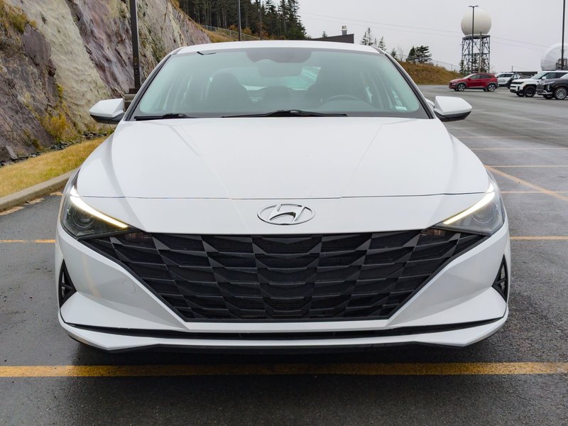 2022 Hyundai Elantra Preferred