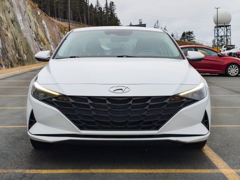 2022 Hyundai Elantra Preferred