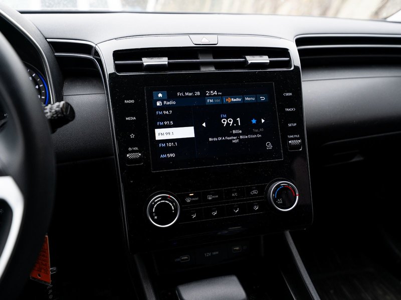 2022 Hyundai Tucson Essential