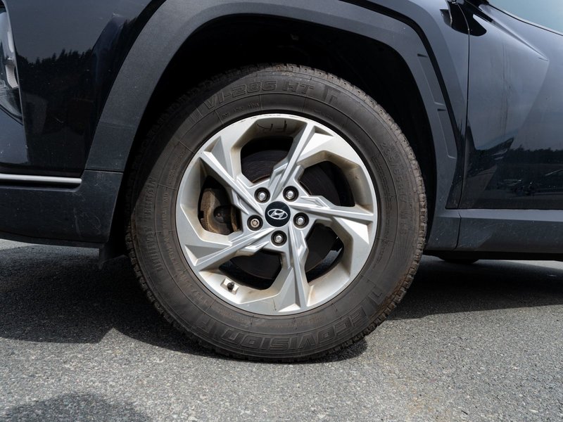 2022 Hyundai Tucson Essential