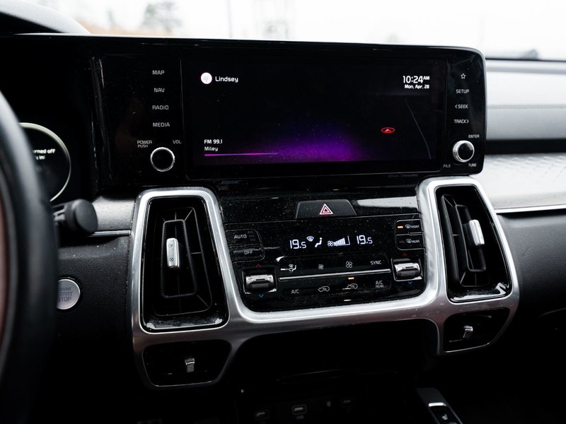 2022 Kia Sorento SX