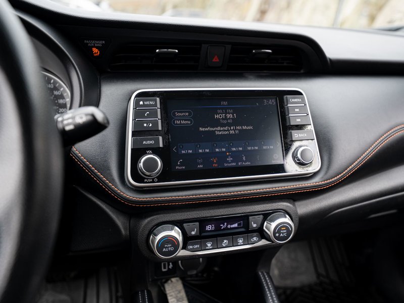 2019 Nissan Kicks SR