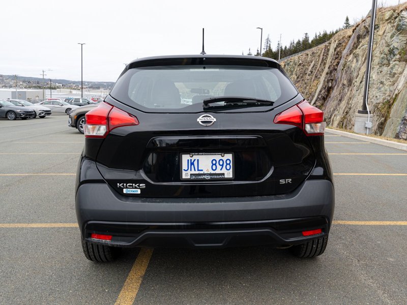 2019 Nissan Kicks SR