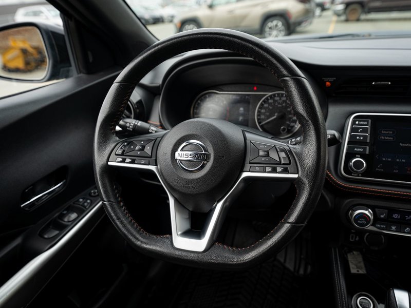 2019 Nissan Kicks SR