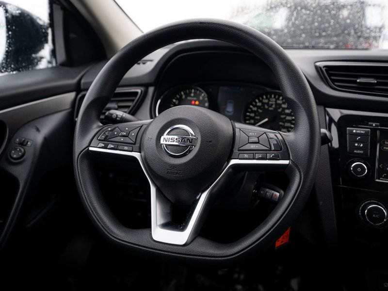 2021 Nissan Qashqai S