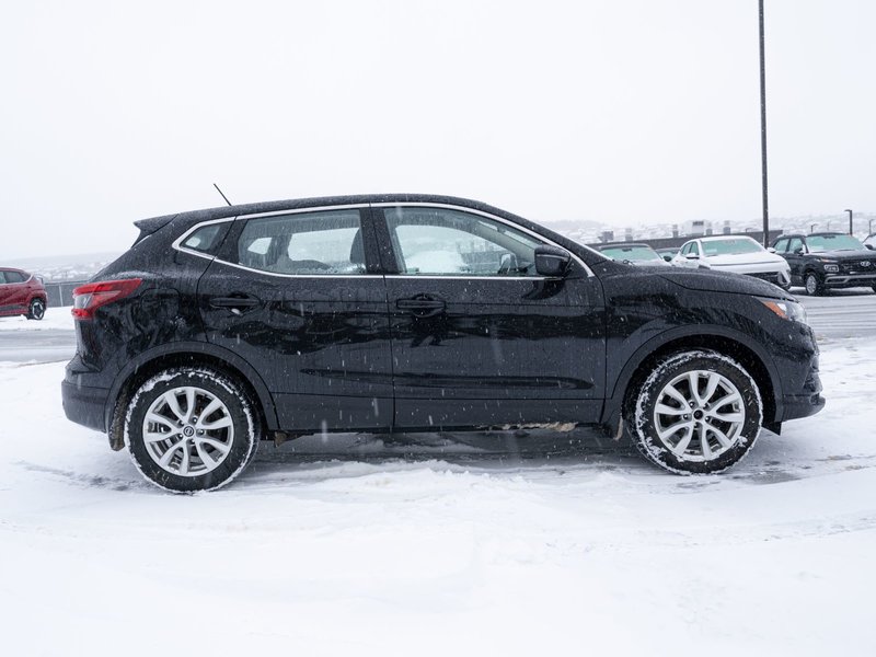 2021 Nissan Qashqai S