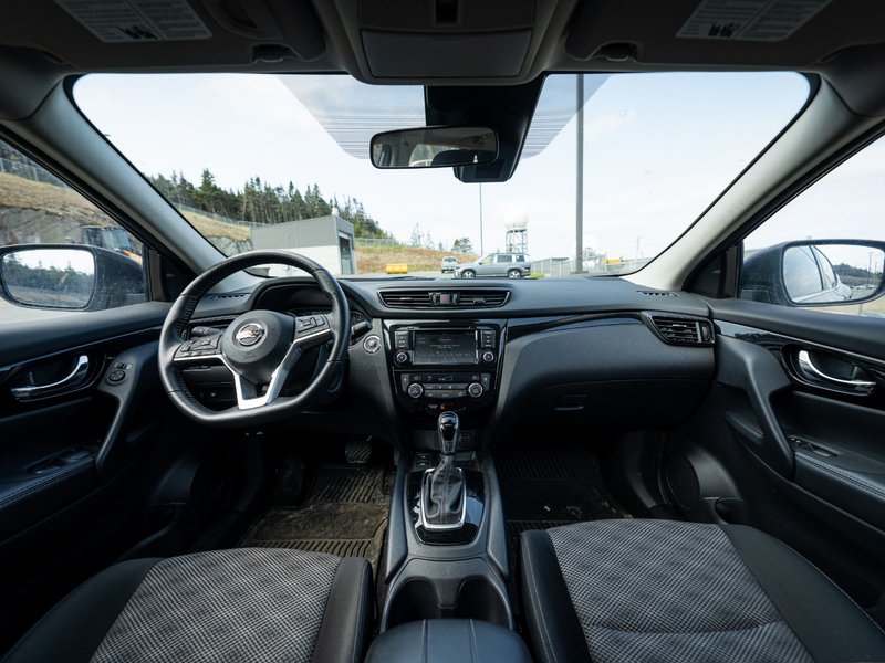 2022 Nissan Qashqai SV