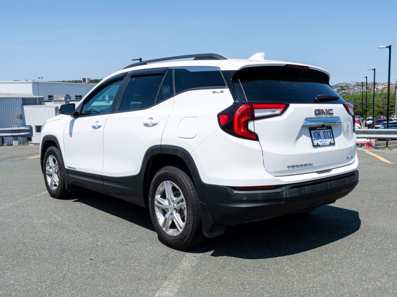 2022 GMC Terrain SLE