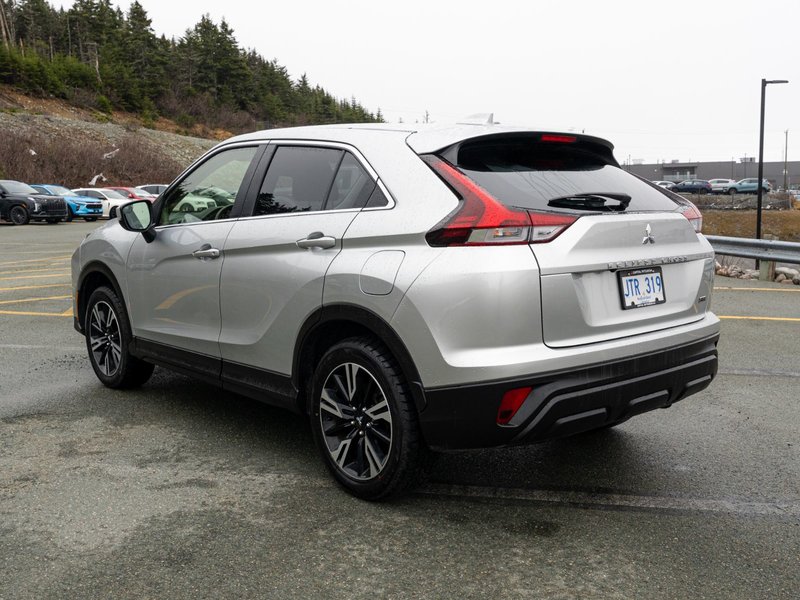 2024 Mitsubishi ECLIPSE CROSS ES
