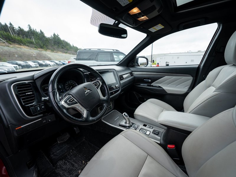 2020 Mitsubishi OUTLANDER PHEV SEL