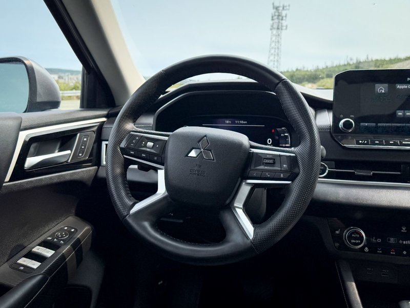 2023 Mitsubishi OUTLANDER PHEV SEL