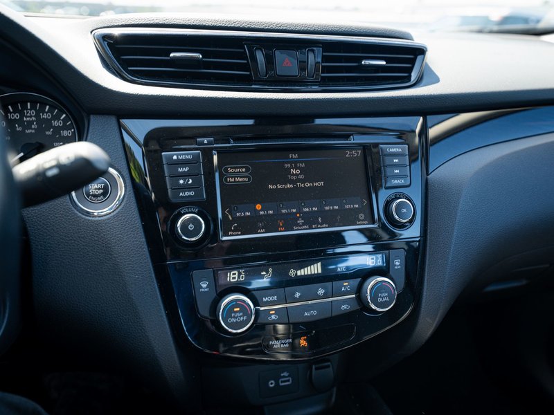 2022 Nissan Qashqai SL