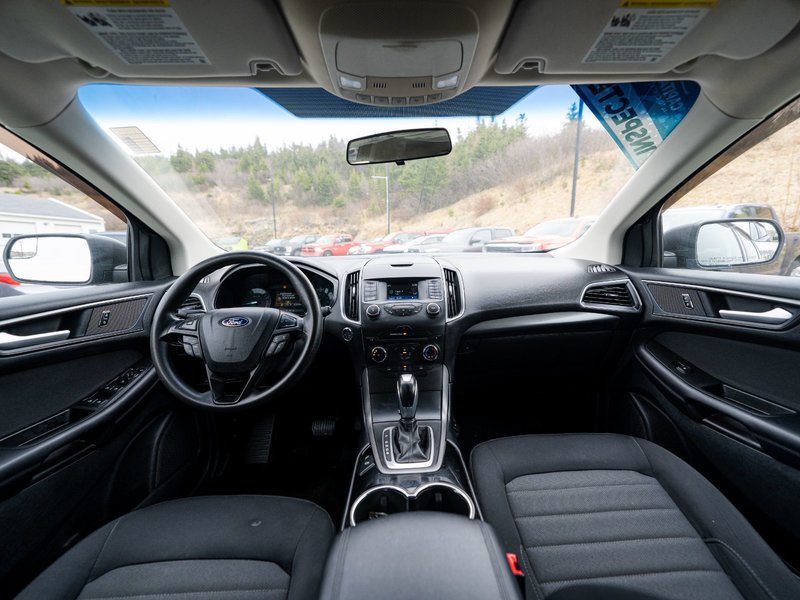 2018 Ford Edge SE