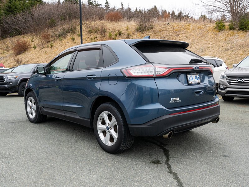 2018 Ford Edge SE