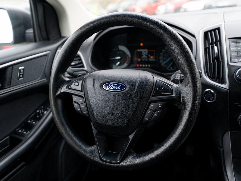 2018 Ford Edge SE