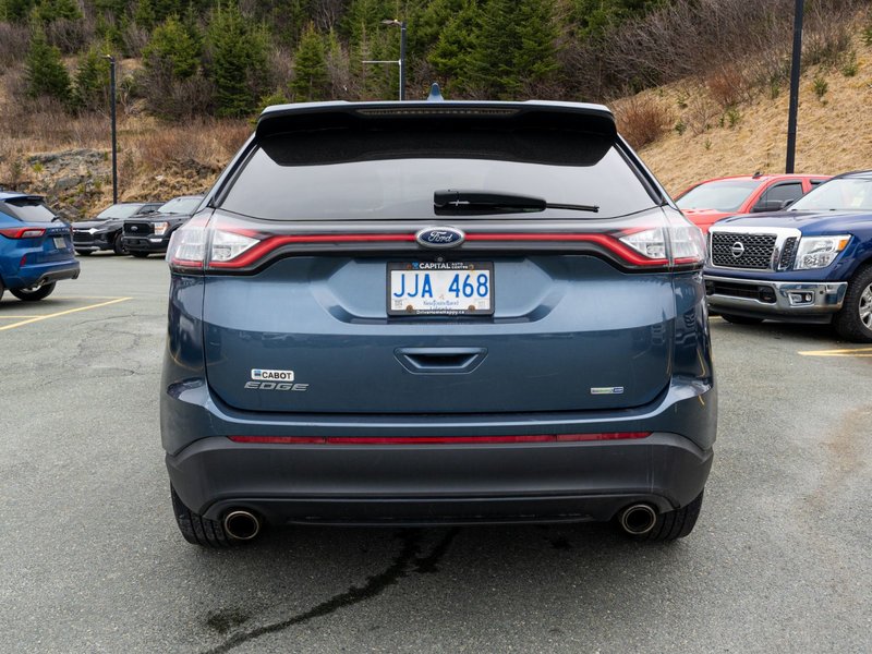 2018 Ford Edge SE