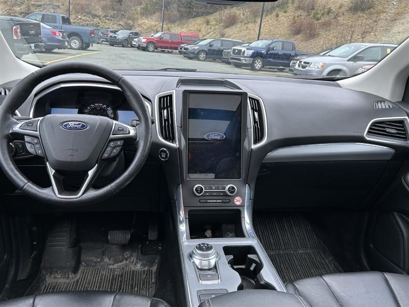 2021 Ford Edge Titanium
