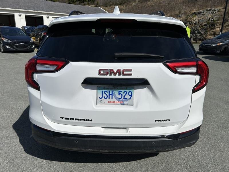 2023 GMC Terrain SLE