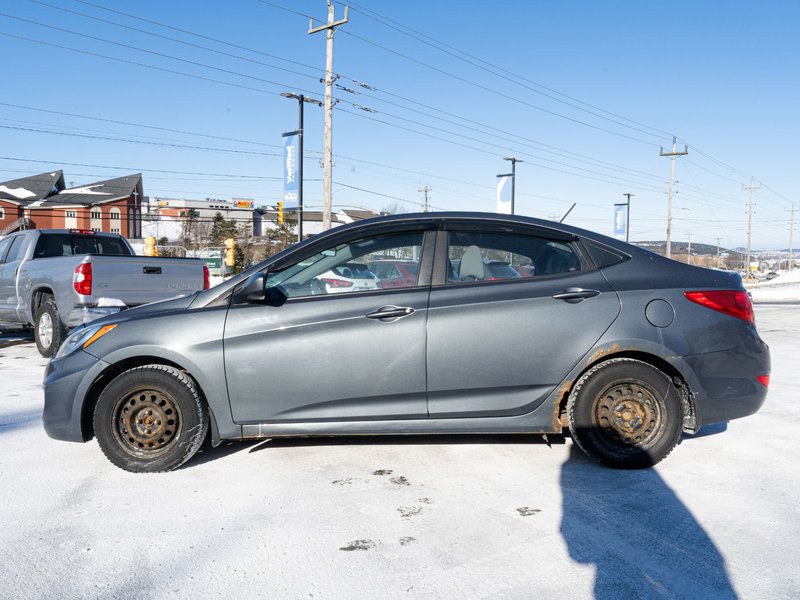 2013 Hyundai Accent GL