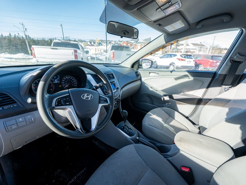 2013 Hyundai Accent GL