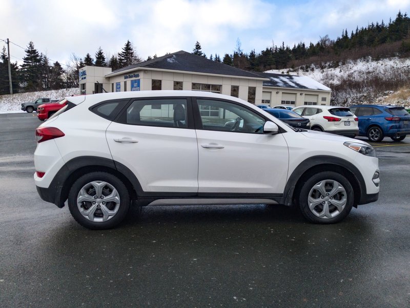 2018 Hyundai Tucson FWD 2.0L Base