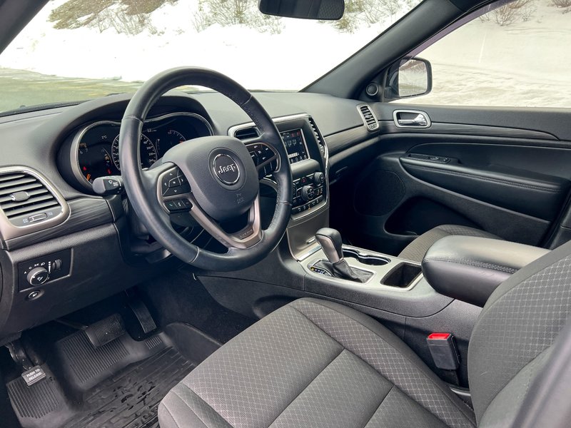 2019 Jeep Grand Cherokee Laredo E