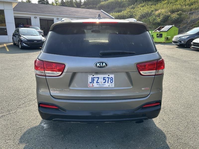2017 Kia Sorento LX Turbo