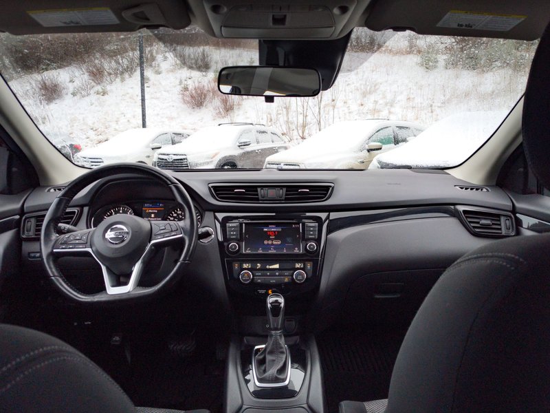 2020 Nissan Qashqai SV