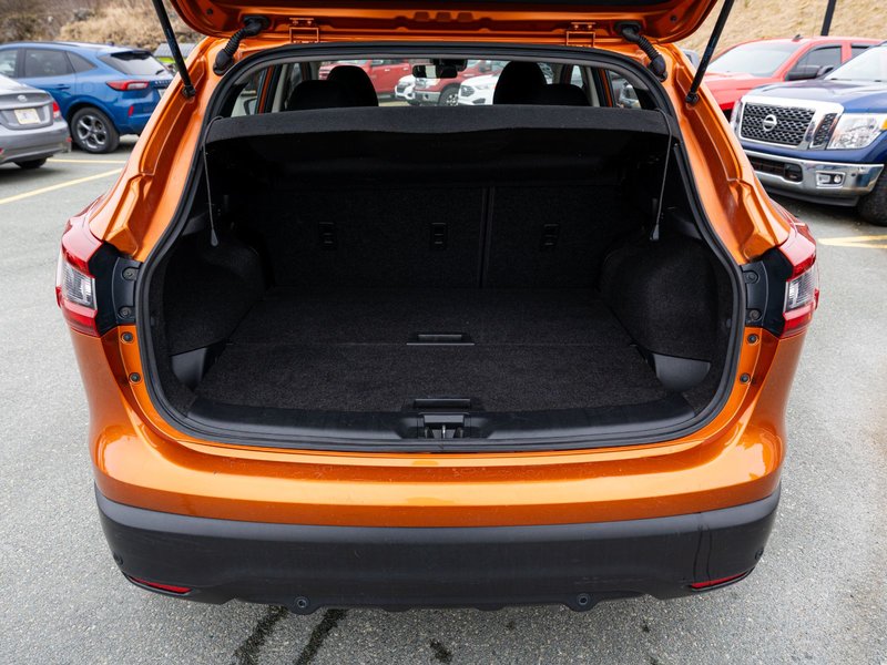 2020 Nissan Qashqai SV