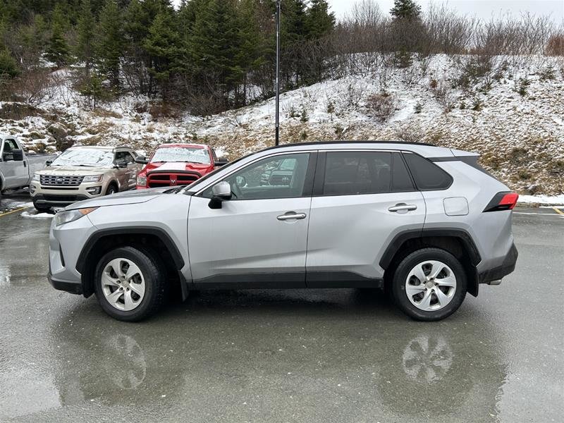 2020 Toyota RAV4 LE