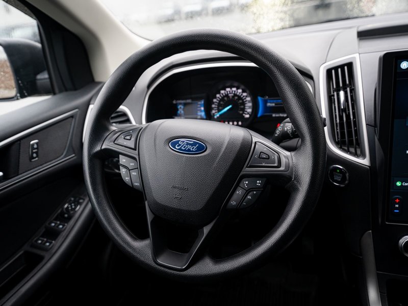 2021 Ford Edge SE