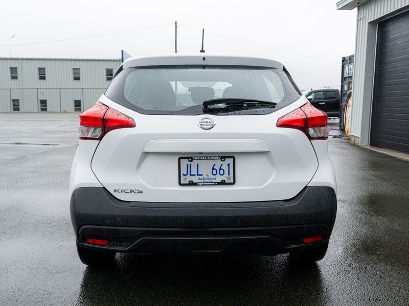 2019 Nissan Kicks S