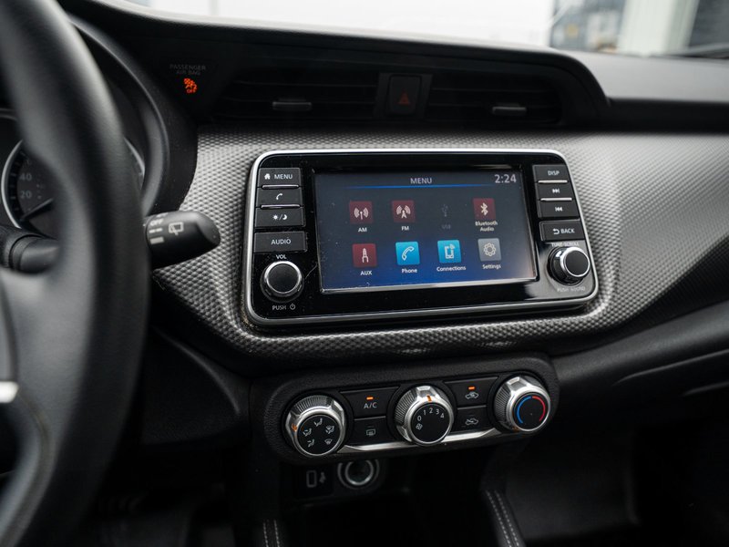2019 Nissan Kicks S
