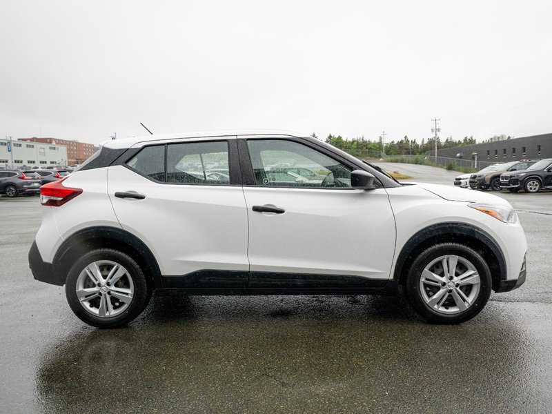 2019 Nissan Kicks S
