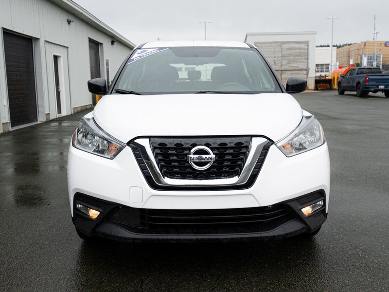 2019 Nissan Kicks S