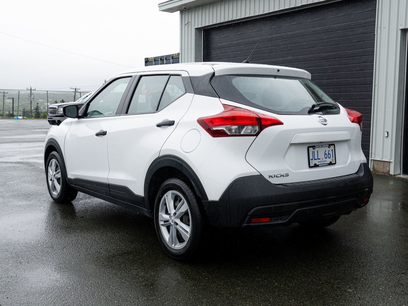 2019 Nissan Kicks S