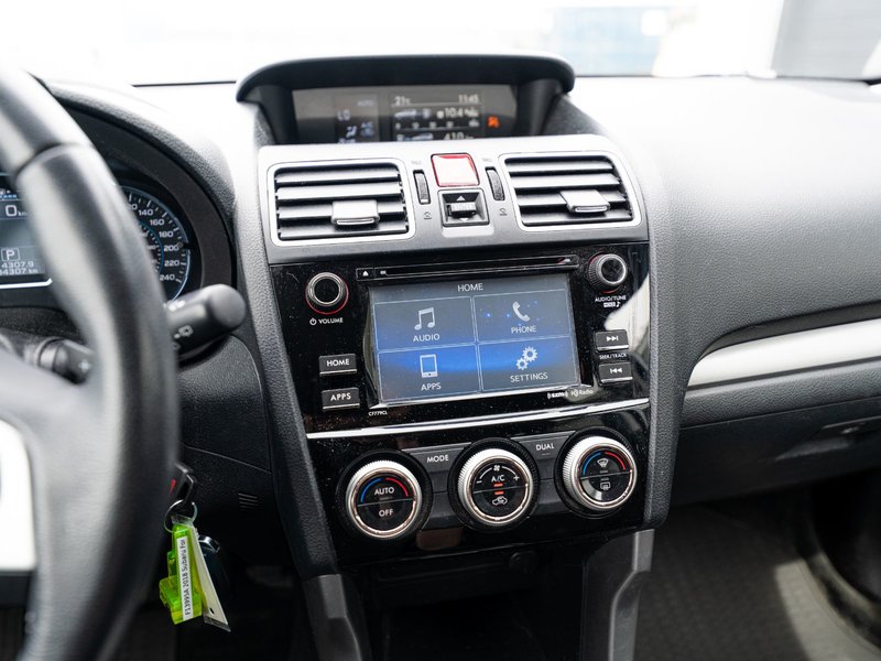 2018 Subaru Forester Touring