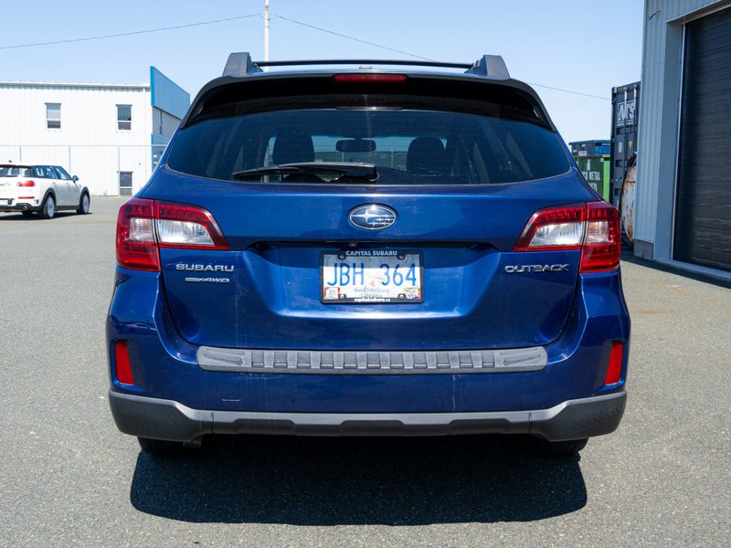 2015 Subaru Outback 2.5i w/Limited Pkg
