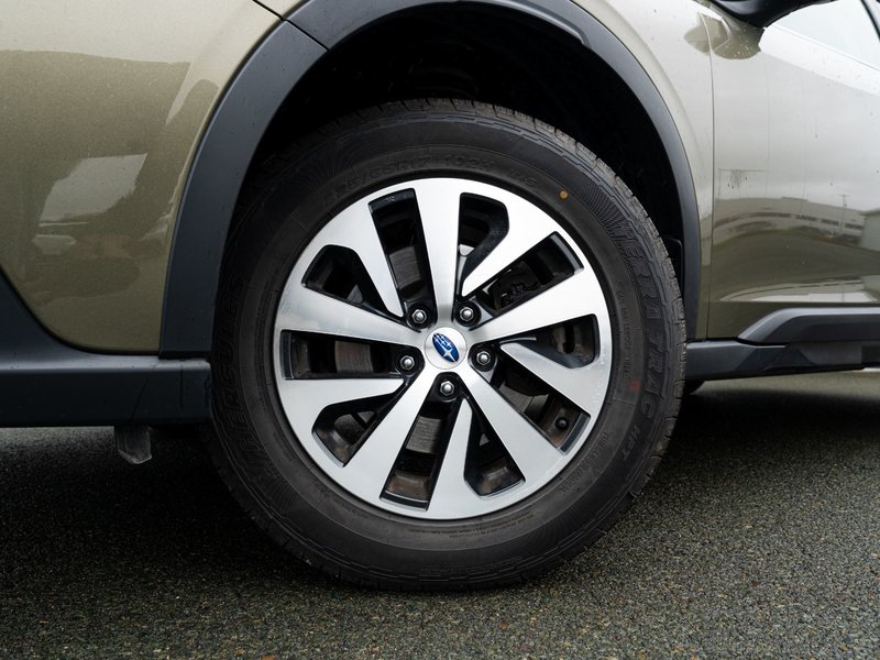 2022 Subaru Outback Touring