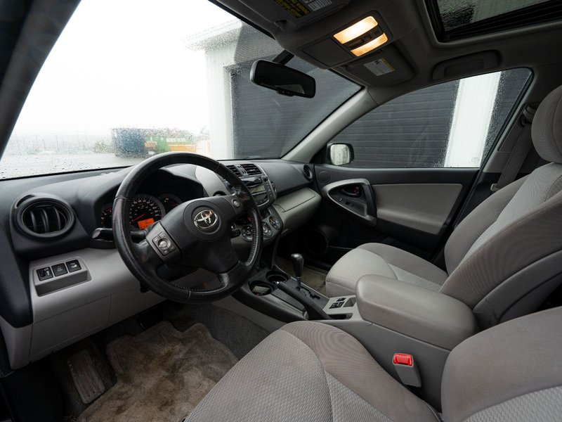 2010 Toyota RAV4 Limited