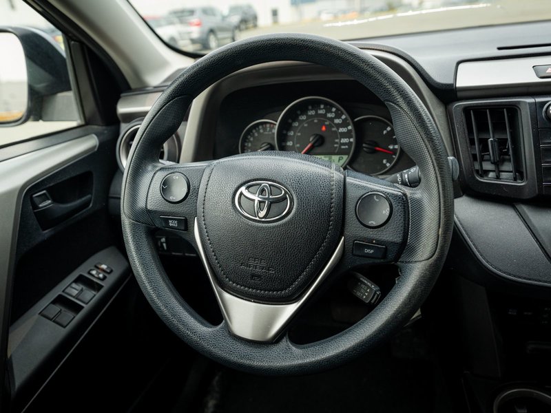 2016 Toyota RAV4 LE