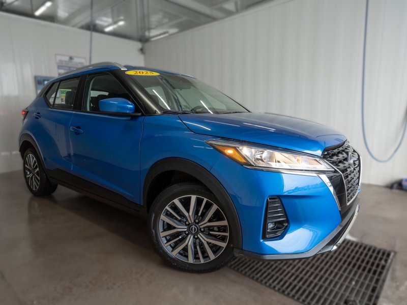 2025 Nissan Kicks Play SV