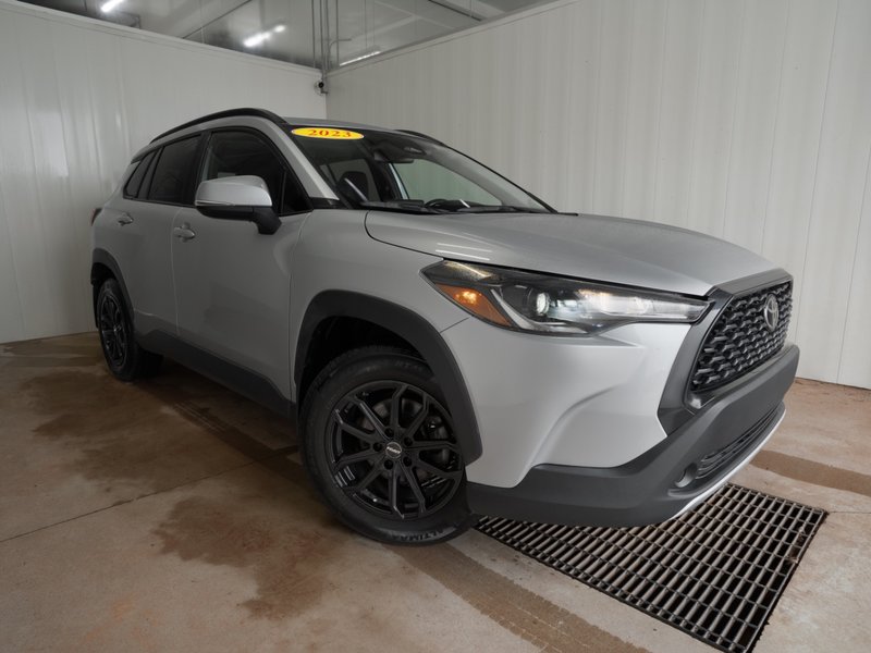 2023 Toyota Corolla Cross LE AWD