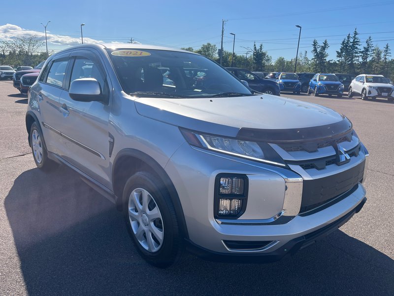 2021 Mitsubishi RVR ES