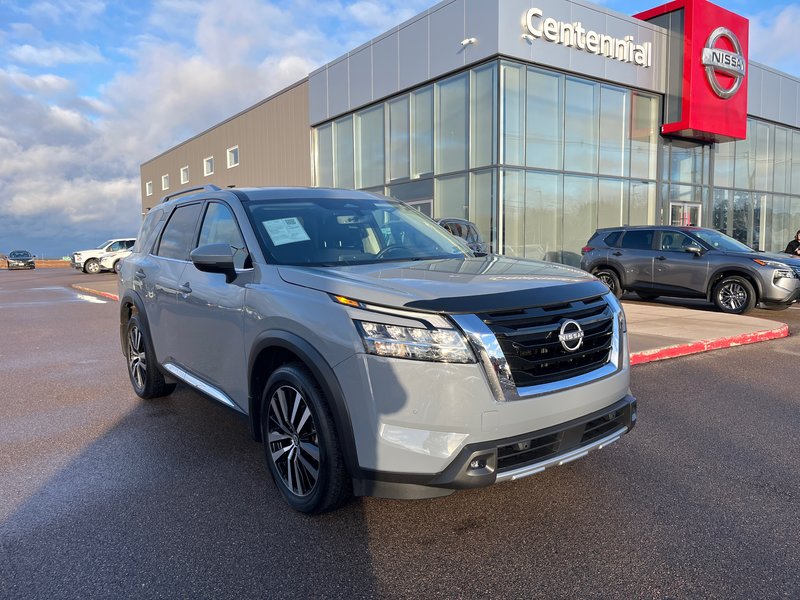 2024 Nissan Pathfinder Platinum AWD