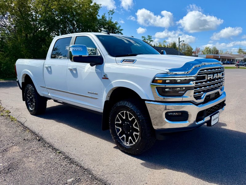2025 Ram 2500 Limited Crew Cab 4x4 Cummins
