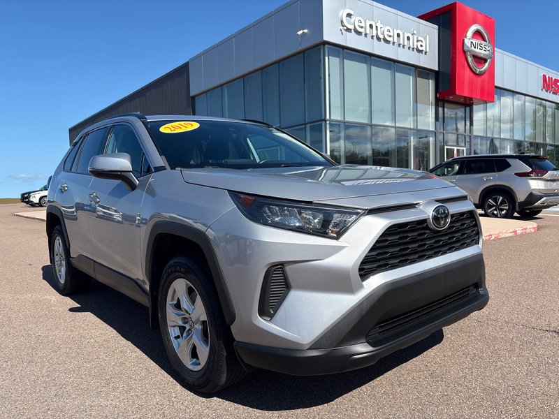 2019 Toyota RAV4 LE AWD