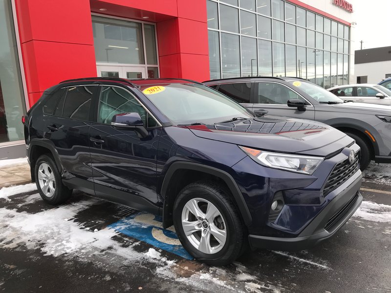 2021 Toyota RAV4 XLE