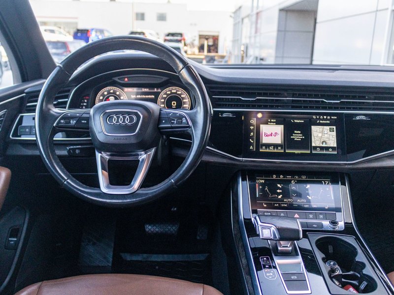 Audi Q7 KOMFORT45 AWD CUIR TOIT PANO NOIR 2021 BAS KILO 4CYL